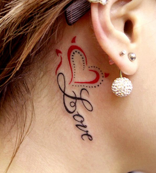 Tato kata "love" atau "cinta"